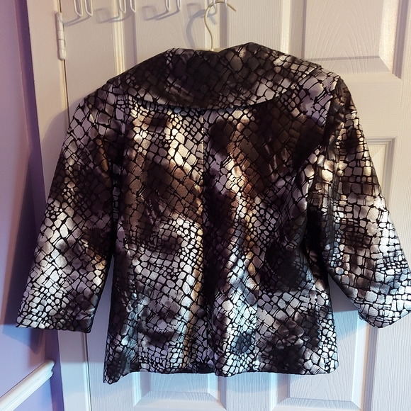 Vintage Blazer - Picture 2 of 3